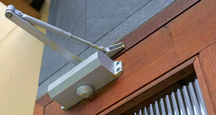 Automatic Door Opener Repair in Southchase, FL