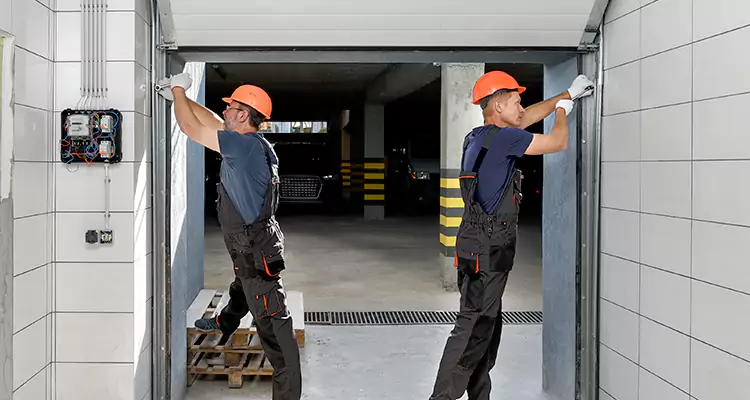 Repair Garage Door Roller Off Track in Southchase, FL