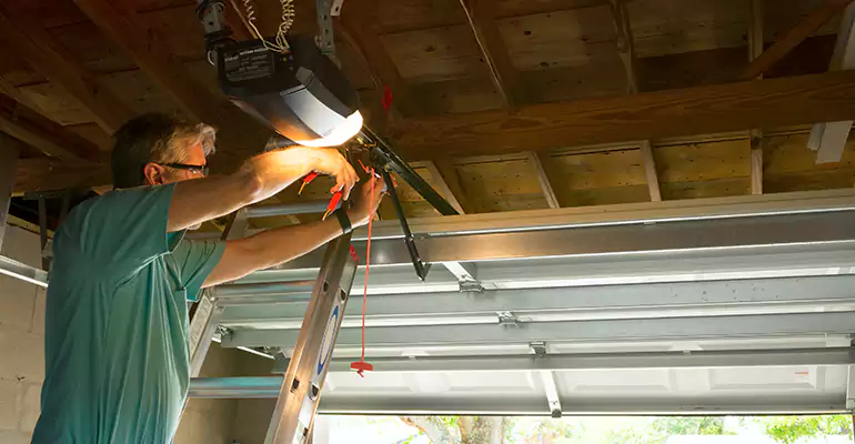 Chamberlain Garage Door Repair in Southchase, FL
