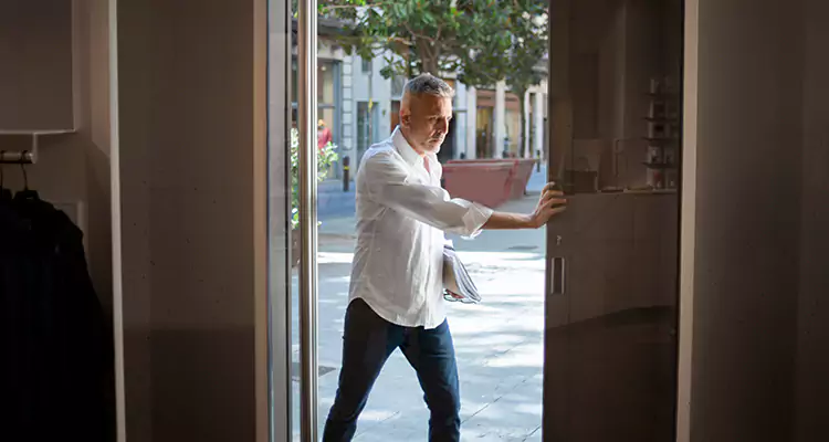 Reliable Pella Patio Door Repair Services for Opening Issues in Southchase, FL