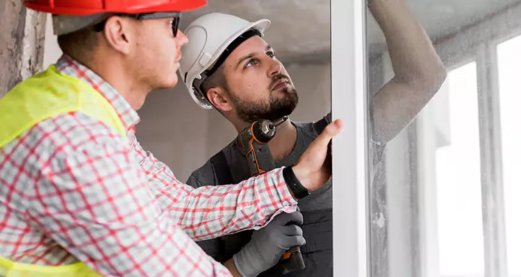 Vertical Crank Out Windows Repair in Southchase, FL